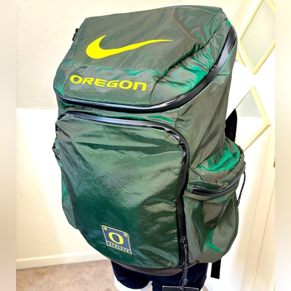 Oregon Ducks Team Issue Nike Athlete Backpack - Picture 1 of 16
